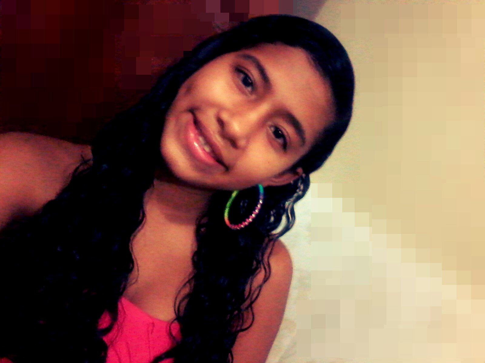 - Feia ' Poreem muito Feliz Rá ::: ,