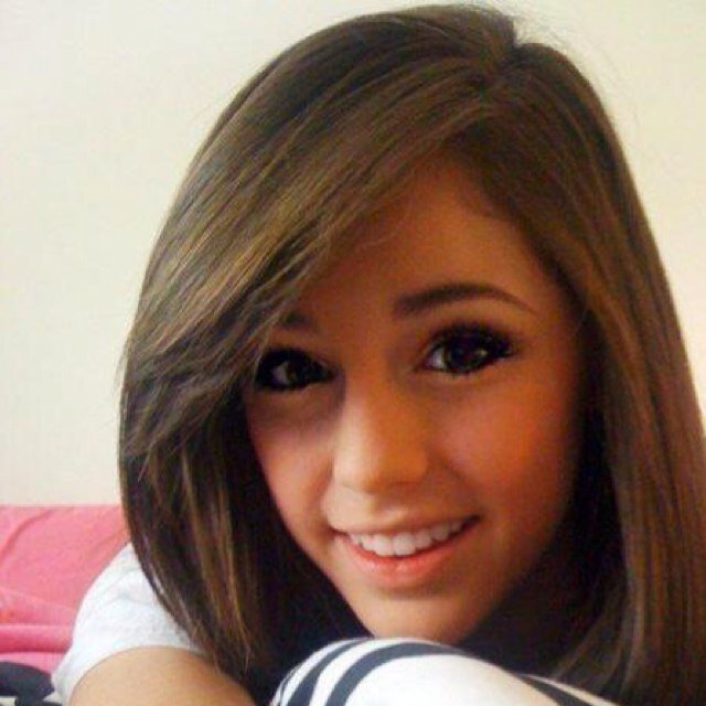 Hey my name is Melissa and im going to tell you a little bit about myself. Im 18 i love playing every sport but my favorite is soccer!! Follow for follow back!!