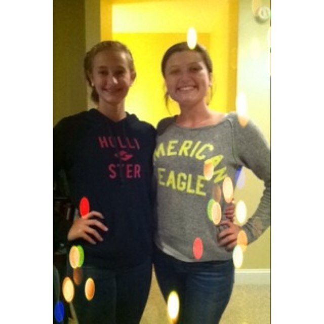 mouzontaylor's profile picture. 