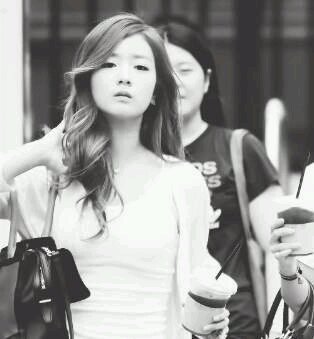 Fakes Bomi || jan liat liat nanti naksir (•̅-̮•̅ )  || punya kakak yg pea @enyolpark ||