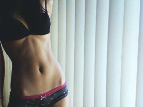 Soy esa chica que nunca será perfecta, sufro de transtornos y suelo llevar una doble vida, donde soy feliz e infeliz al mismo tiempo.