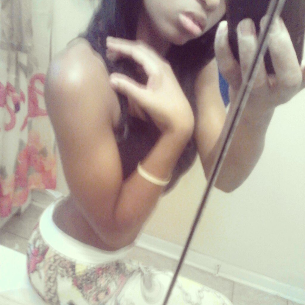 . ' Short | ' #Team 5'1 | ' Pretty | ' Real | ' Redbonee | ' Taurus |  ' Follow My Bff @AllWeDoIs_ | ' Fmoig @ bitchimunique | ' Follow Mee :)