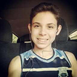 Vou mostrando como sou e vou sendo como posso! ''Tentaram me derrubar, mais não conseguiram!''