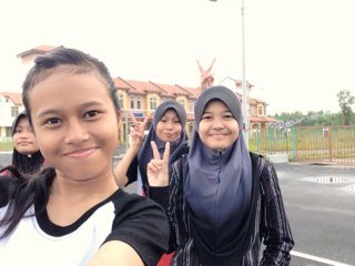 @wankhairina @EhhhAtul love... Muslim.. ~~~ Capital H~11/2 10/12