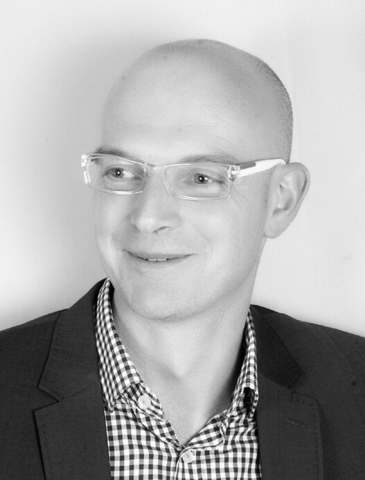 Information Thinker with a passion for finding simplicity in complexity.  Insatiably curious about how information changes the world.  #Analytics #BigData