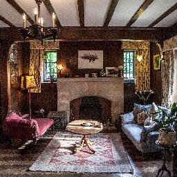 A family run Bed & Breakfast located on Stinchcombe Hill Golf Course and the Cotswold Way, Gloucestershire.