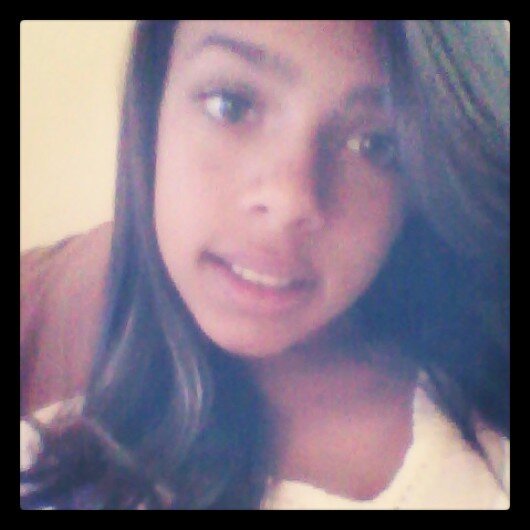 Eloogiios naão mee eleevam . Criíticaas naão mee rebaaiixam . Soou o qiie soou e naão o qiie achaam ! *---* '