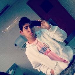 eotaldolucas's profile picture. eu sei que a vida, vai ser bonita e com o tempo eu volto a sorrir... http://t.co/6pX2iuZhpM  wpp 81) 9767-1223  @ClubeFollowBack