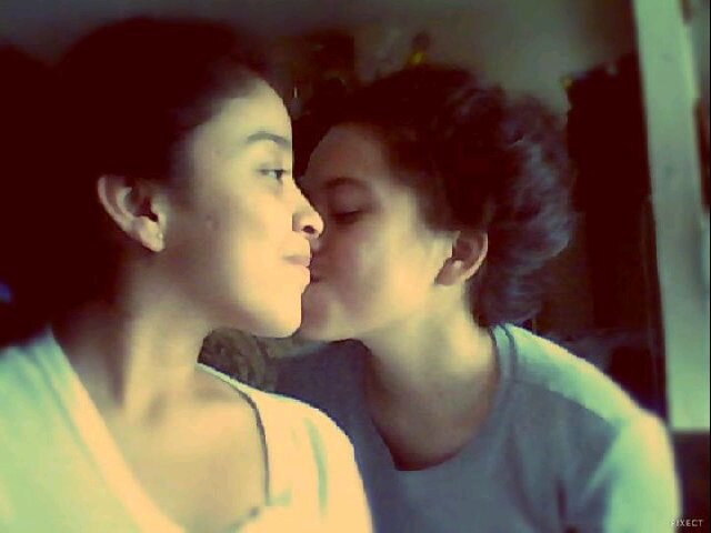 DianaaCustodio's profile picture. Soy el acierto que no quiere entrar en tu vida para convertirse en error./ Mi mejor AMIGA @itzel_caporali :$ / Mi ídola @ddlovato♥ ü