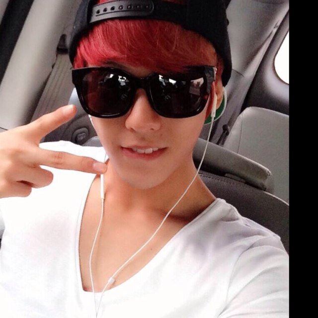 ฮัลโหลๆอันยองคับผมลี มินฮยอกคนสวยและหล่อแห่งbtob ถ้าหัวใจคุณยังว่างอยู่ มาเล่นกับผมสิคับ^^แล้วจะรอนะคับ [RT&Follow] #비투비 @kn_luhan ของผมนะคับ^^