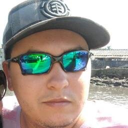 Quem se descreve ,... se limita ! # Pense nisso