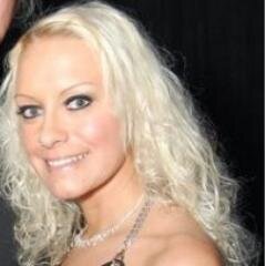JessicaBB82's profile picture. Model, Blonde Bombshell and Cystic Fibrosis Patient