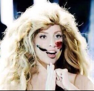Follow me if u think that ARTPOP is so bad, we can call it ARTFLOP.