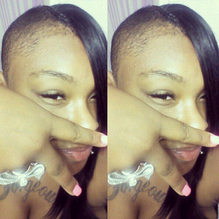 Saying Fuck All Basic Bitches &&'nLiving Lifee To The((MAX)) ,Loving DayOnesThats In My Lifee Especially My Boyfriend((Mario))01-02-2011 Thanking GOD 1St. Kae?