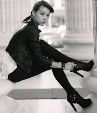 Singapore Online Fashion Store
Ships worldwide!