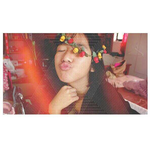Hi. I'm not using this account anymore. I'm focusing on my fangirl account & school rn so feel free to unfollow me ;)