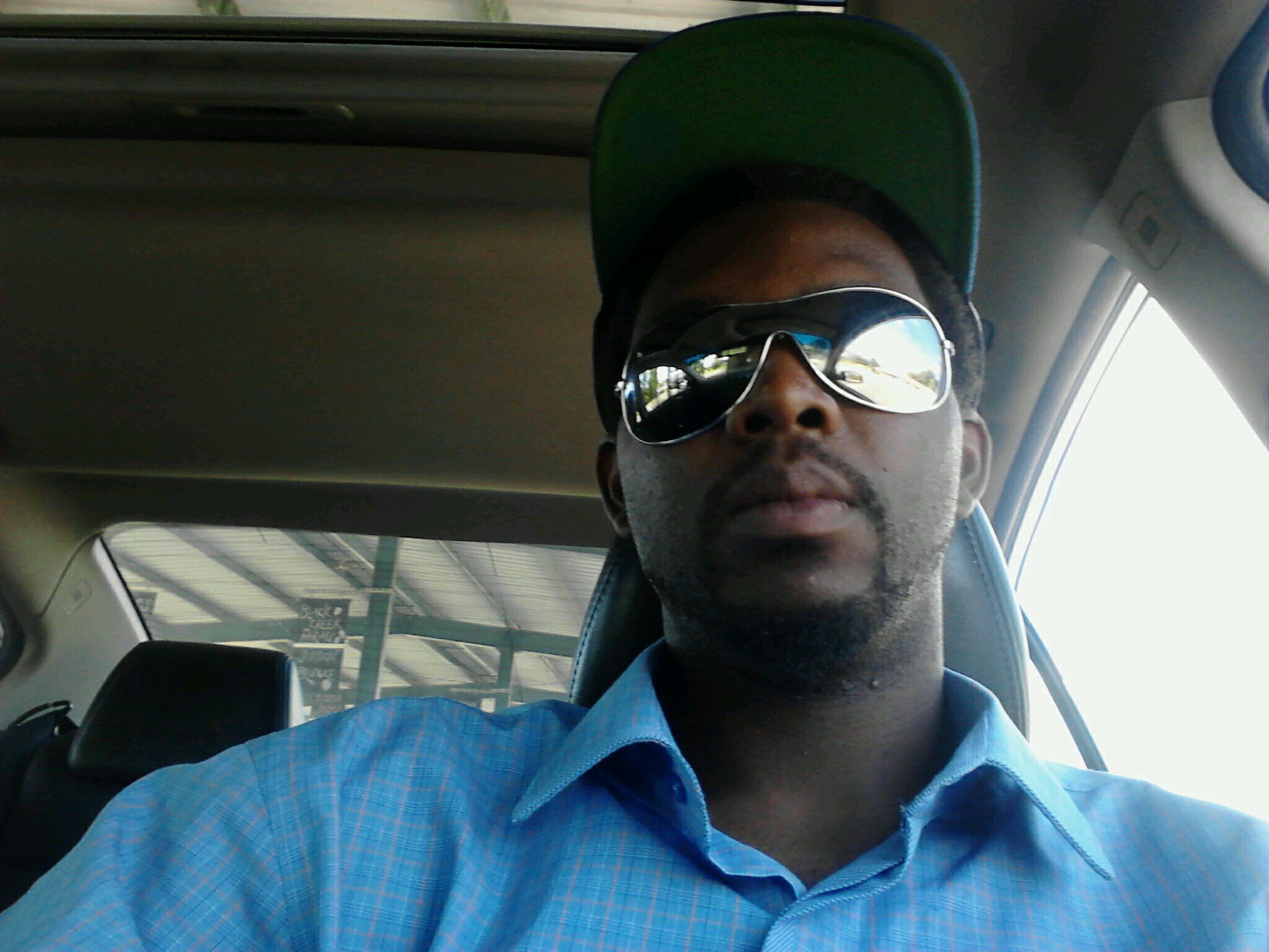 I DONT GIVE A DAMN WAT YAL TALKIN BOUT CAUSE YAL ARE SOME NOBODY TO ME.....I FEAR NO MAN ONLY GOD HIMSELF!!!!!!!!