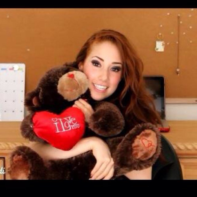 hillywoodshow12's profile picture. The Hillywood Show got famous when they did a Twilight parody! They have got thousands of fans who is addicted! I am one of them #Proud Paws Up HillyMonsters!