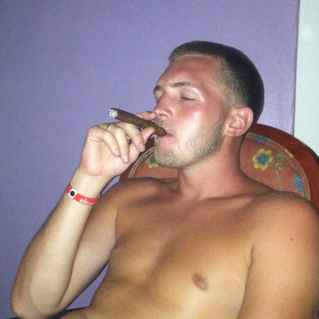 EnWhyCeee's profile picture. 