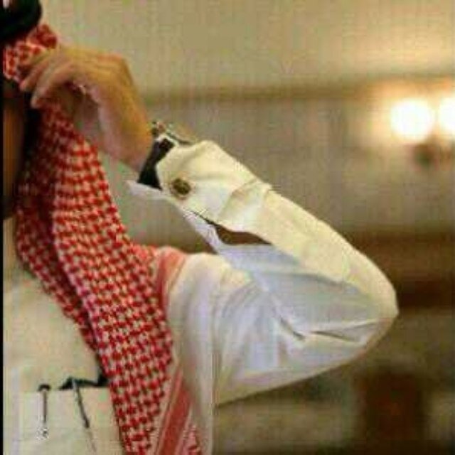 ,.-~*'¨¯¨'*•~-.¸-(_ ( لاتحزن اذا جاءك سهم قاتل من اقرب الناس لقلبك فسوف تجد من ينزع السهم ويعيد لك الحياه والابتسامه. k.S.A ) _)-,.-~*'¨¯¨'*•~-.¸