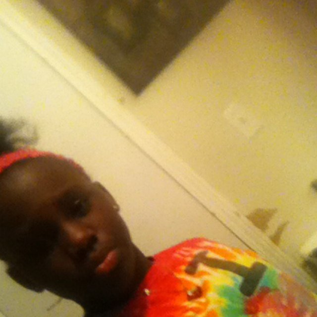 dont trust a bitch be your self forget the haters