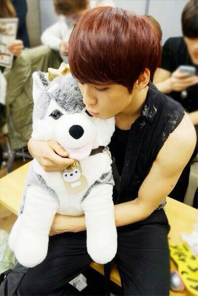 • 이민혁 BTOB •
1990.11.29 

#rmojltfam { ` 10.09.2013 ´ }