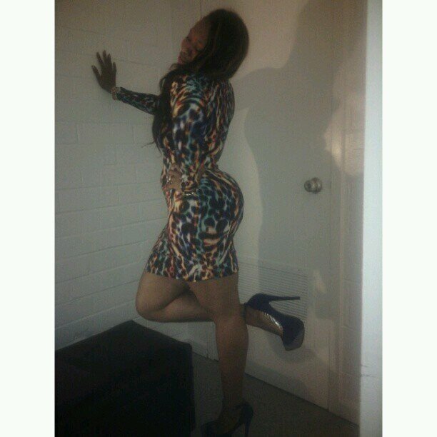 Mother of 1. Sew in specialist. CEO of KleenSweeps cleaning services (for inquiries contact Brandi.