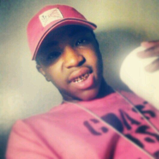 Download SpaceTrapStar off http://t.co/di1wDMyQyQ for feature hit (TrapStar_Mike@gmail.com)