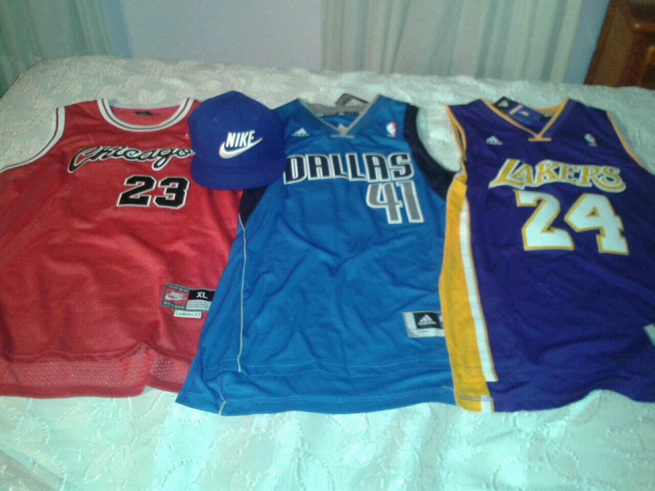 Venta de camisetas futbol y Nba envio inmediato lo teneis en casa 3 - 5 días Camiseta Nba 37Euros envio incluido 2 camisetas nba 70Euros envio incluido!!
