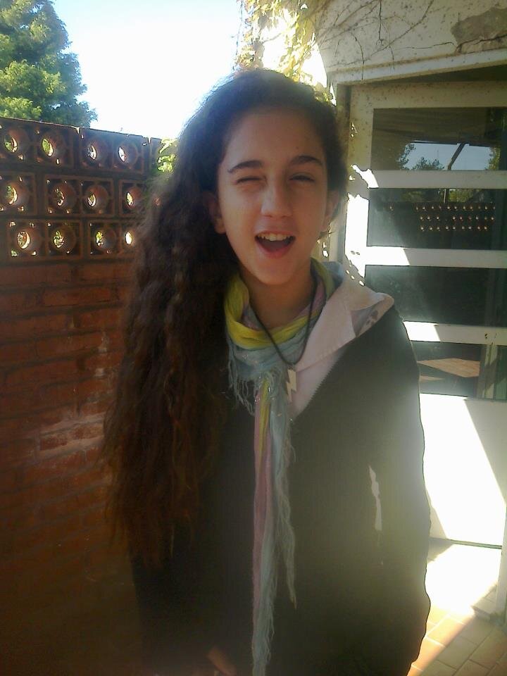 amo con todo mi corazón a la música en especial a rock ♥ seguime y te sigoo♥