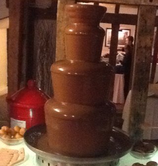 our chocolate fountain hire in essex,london and kent has become a 'must have' at many weddings and other type of events.looking to make new links and promote.