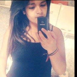 ”[..]se quiser mesmo saber de mim, experimente não me perguntar. E talvez assim desperte minha vontade de contar.”