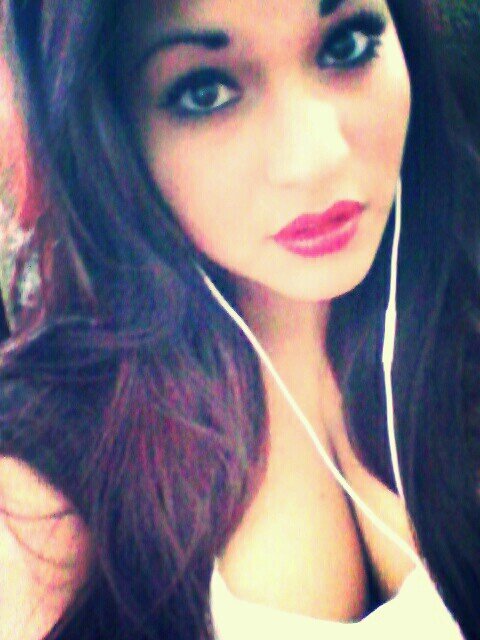 ; xaviers' mommy, roberts' girl, aries, girls that smoke weed, fuck your bitch I'm better.