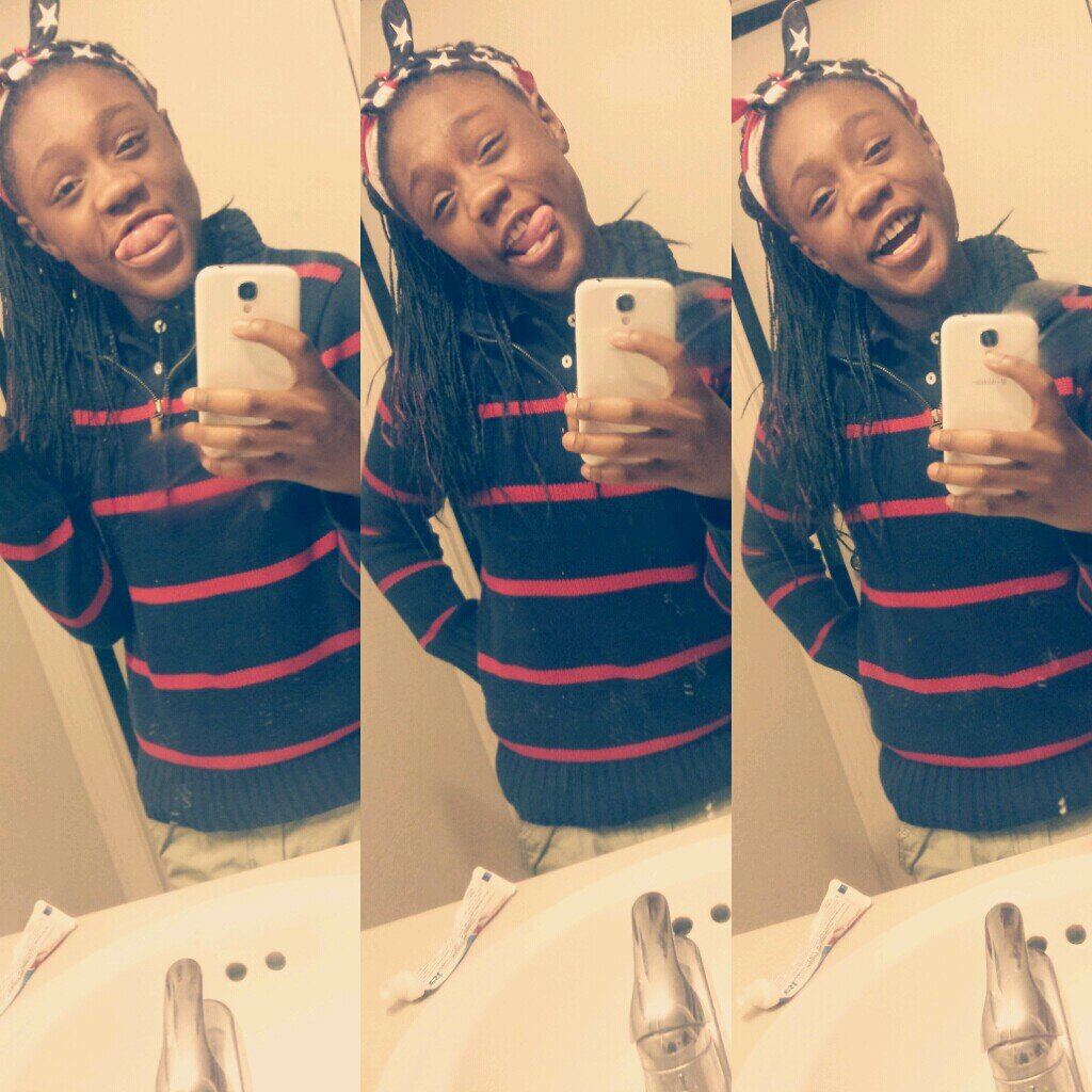 You Must shine In your own light to become brighter ♥ follow me on IG : Poitiaaaaaaaaay