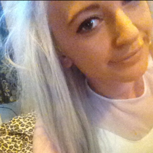 Give me a cheeky follow, go on x x  
http://t.co/elt7YYX17b