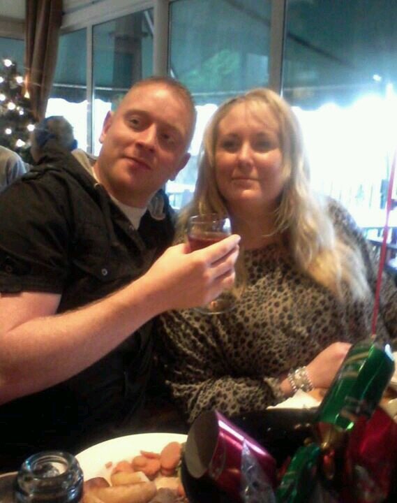 Single father to a lovelly boy.. love life.. live life to the full