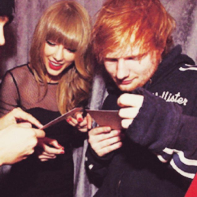 t-swizzle, two girls sharing the love for taylor. personals : @KalleCarpenter @haayleysam