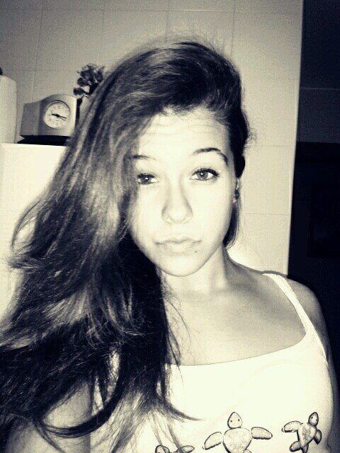 XIV3.La esperanza nunca muere.Amante de la danza y del kick boxing.Sonreir por manía.// LAS SIETE ∞ ♡∞ // Instagram: noa_garciandia