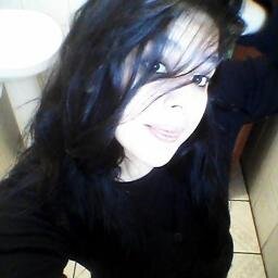 Acredito em Deus, faço Ele de escudo .. ♪