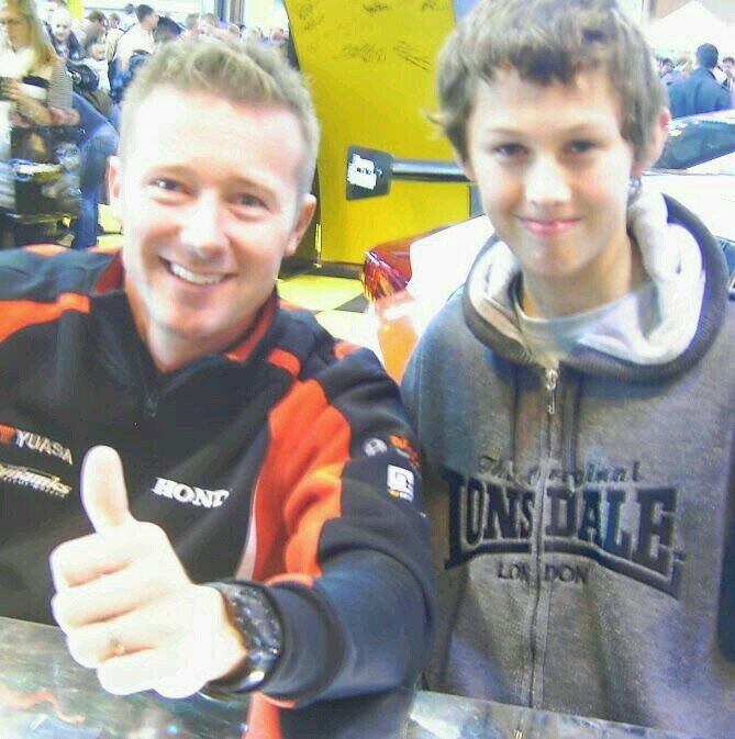 ryan_lorefice's profile picture. I love trains. im good at maths and shit at football