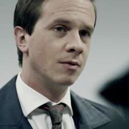 One of the youngest DI's. Flawless paperwork is my division. The Yard is dark and full of terrors. MV (#Sherlock #RP Account)