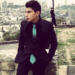 Hola Soy Tapia Mtz formo parte de la Batutala soy trompetista... Veanme los Lunes y Viernes de 4:30 - 7:00 en Acabatelo