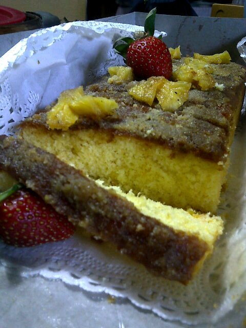 Resep andalan mama tani special cake buah asli. Kue wortel, Ketan hitam, kue pisang .dll. Cocok utk oleh2.Info 08122260678. Our puddings also @nawainc bintaro