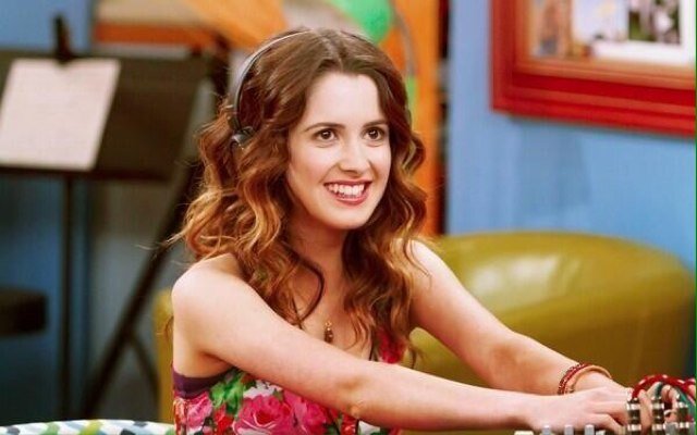 ImDawsonAlly_'s profile picture. Ally Dawson is the name. That's pretty much all you need to know and if you wanna know more then feel free to talk to me. [Single/RP/Descriptive]