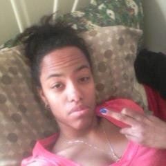 Arapeaches's profile picture. Family, Money, Food, Shopping