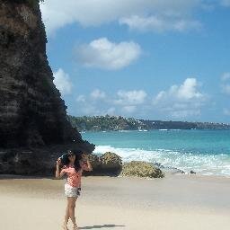 sekarang atau nanti..
harapan itu tetap menanti..
sampai saatnya datang...
Tuhan Kuatkan langkah ku..