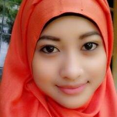 Cantik wajah hanya sementara  Cantq hati lah yang abadi :)