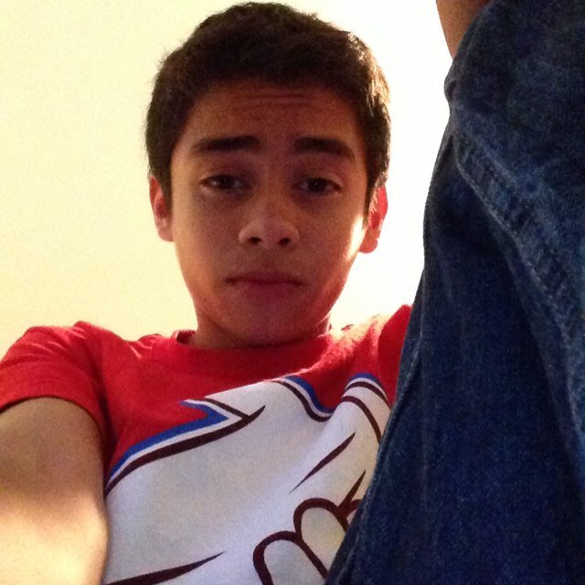 __AverageJoee's profile picture. | D(M)V | July 11 | Single |