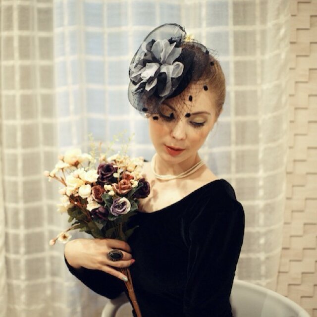 The one of a kind, whimsical vintage-inspired clothing and accessories line from Indonesia. IG : @bonvieuxofficial
{Relaunch this December 2013}