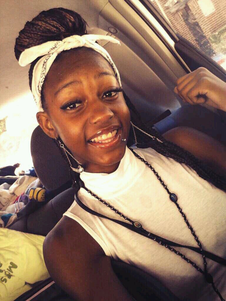 Yhu Onn Myy Page For A Reason So Go Head &' Follow Mhe.